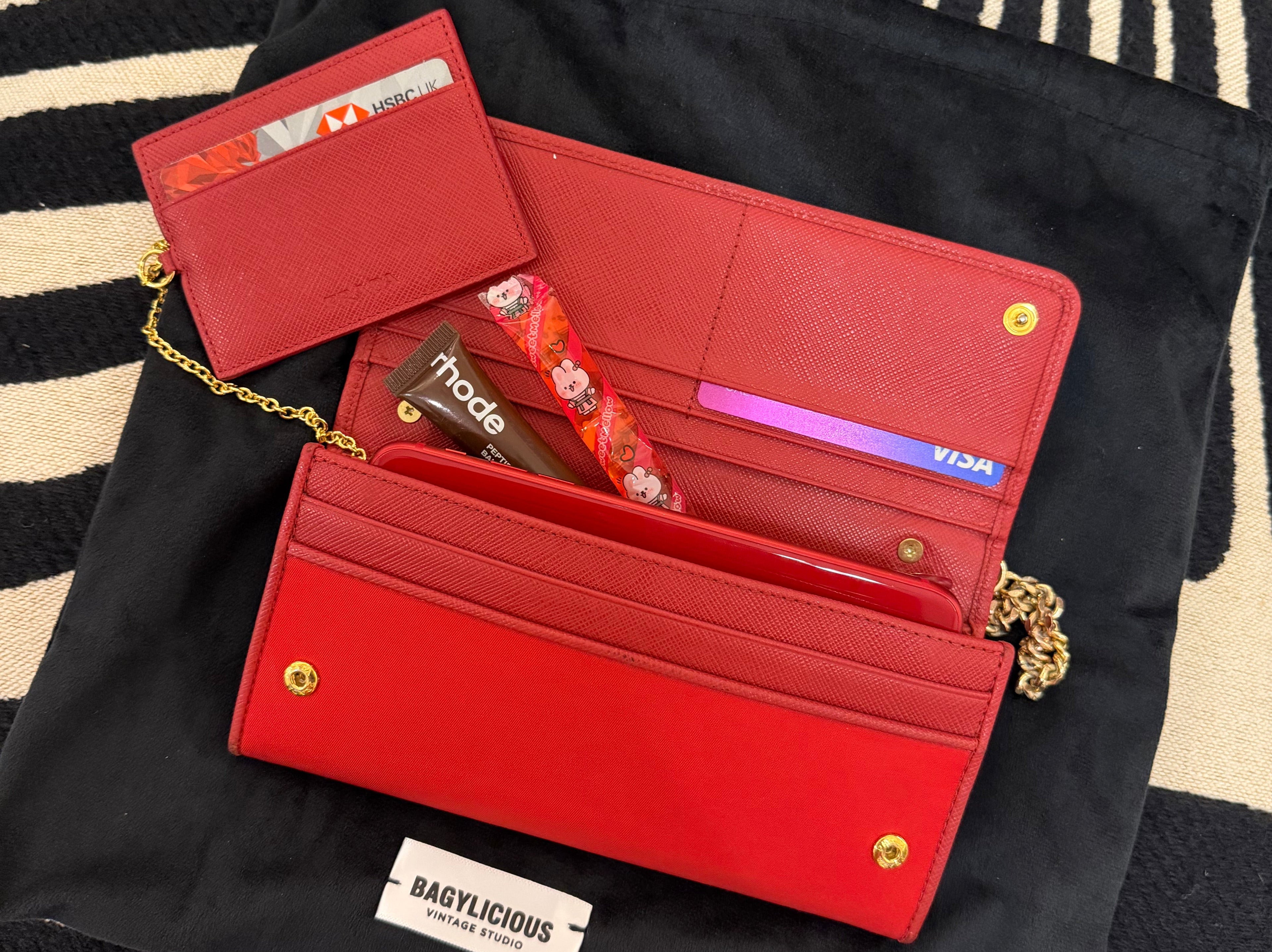 Prada Wallet on Chain in Nylon Rosso con Porta Carte Coordinato