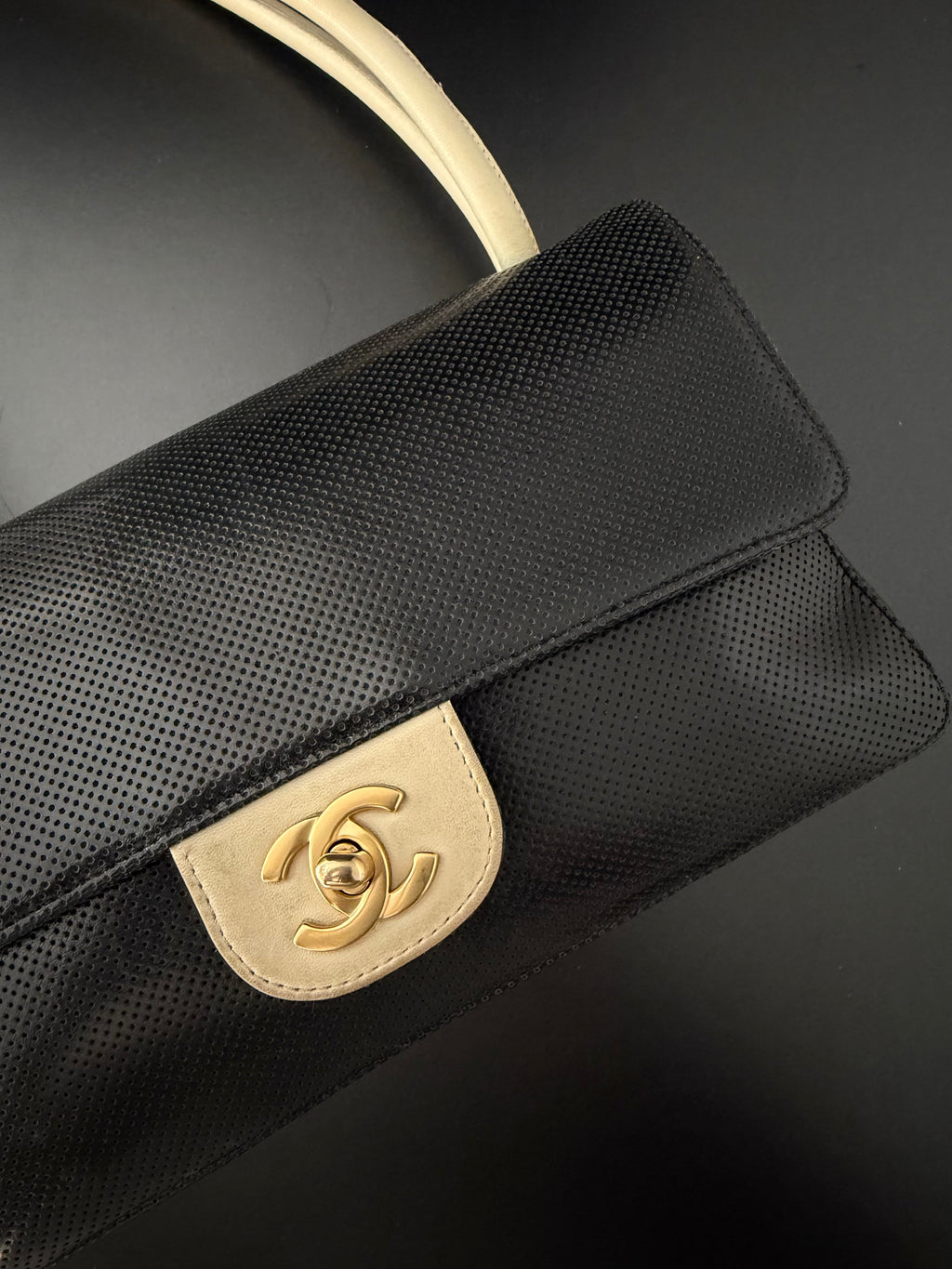 Chanel Vintage Timeless Shoulder Bag – Black & Ivory