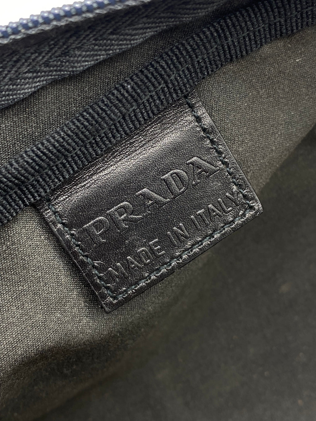 Prada Pochette Satin Nero