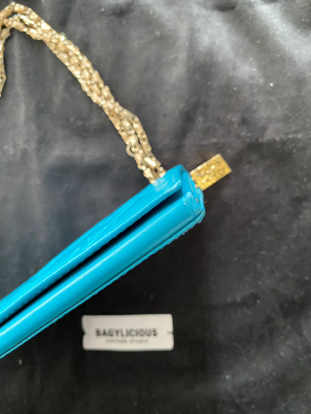 Yves Saint Laurent Wallet on chain