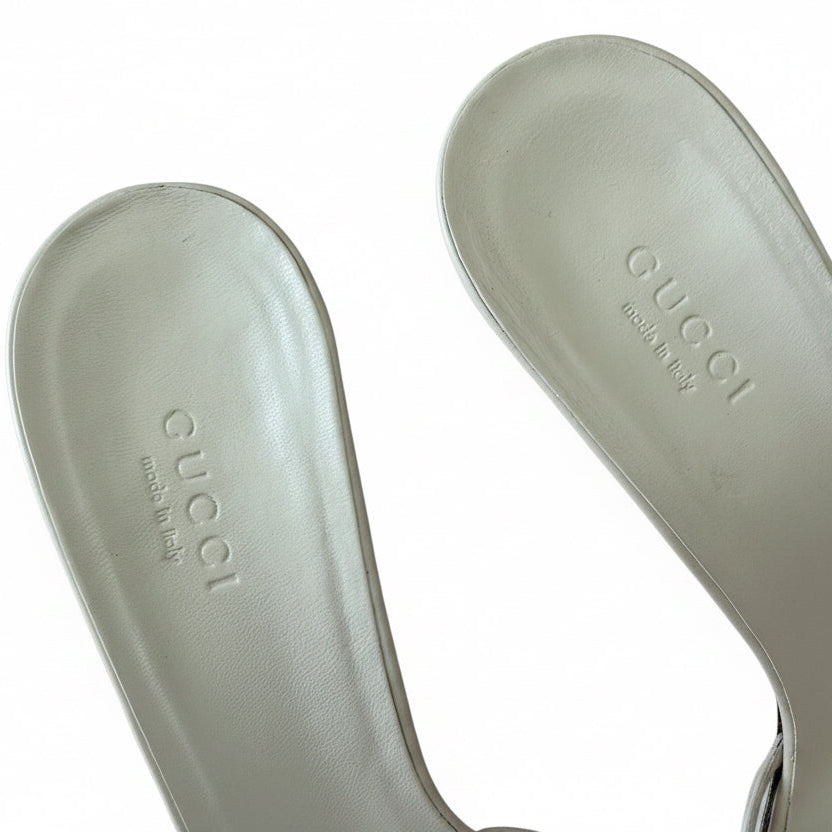 RARE Gucci by Tom Ford White Leather GG Logo Sandals