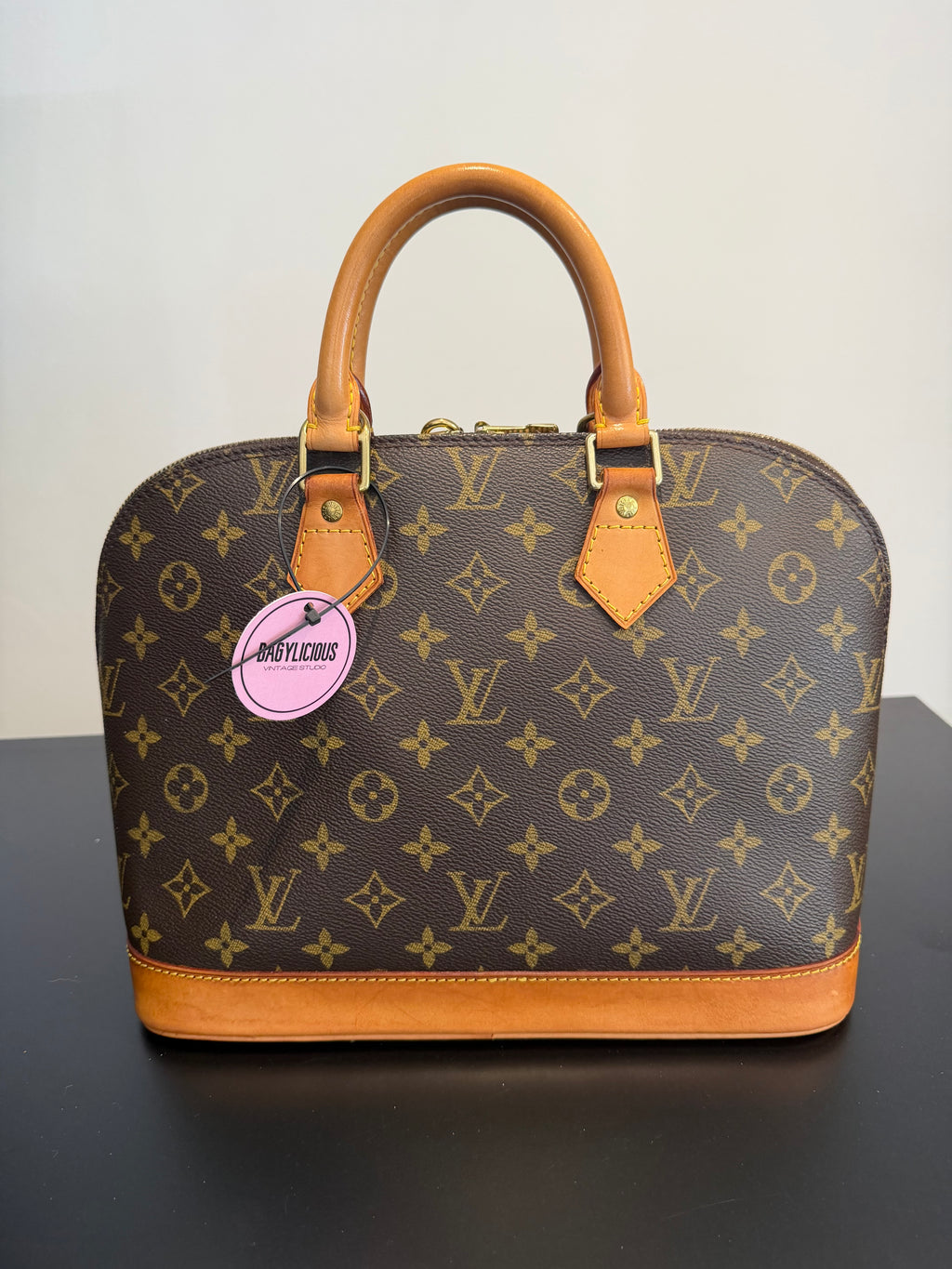 Louis Vuitton Alma PM 30 – Monogram Canvas