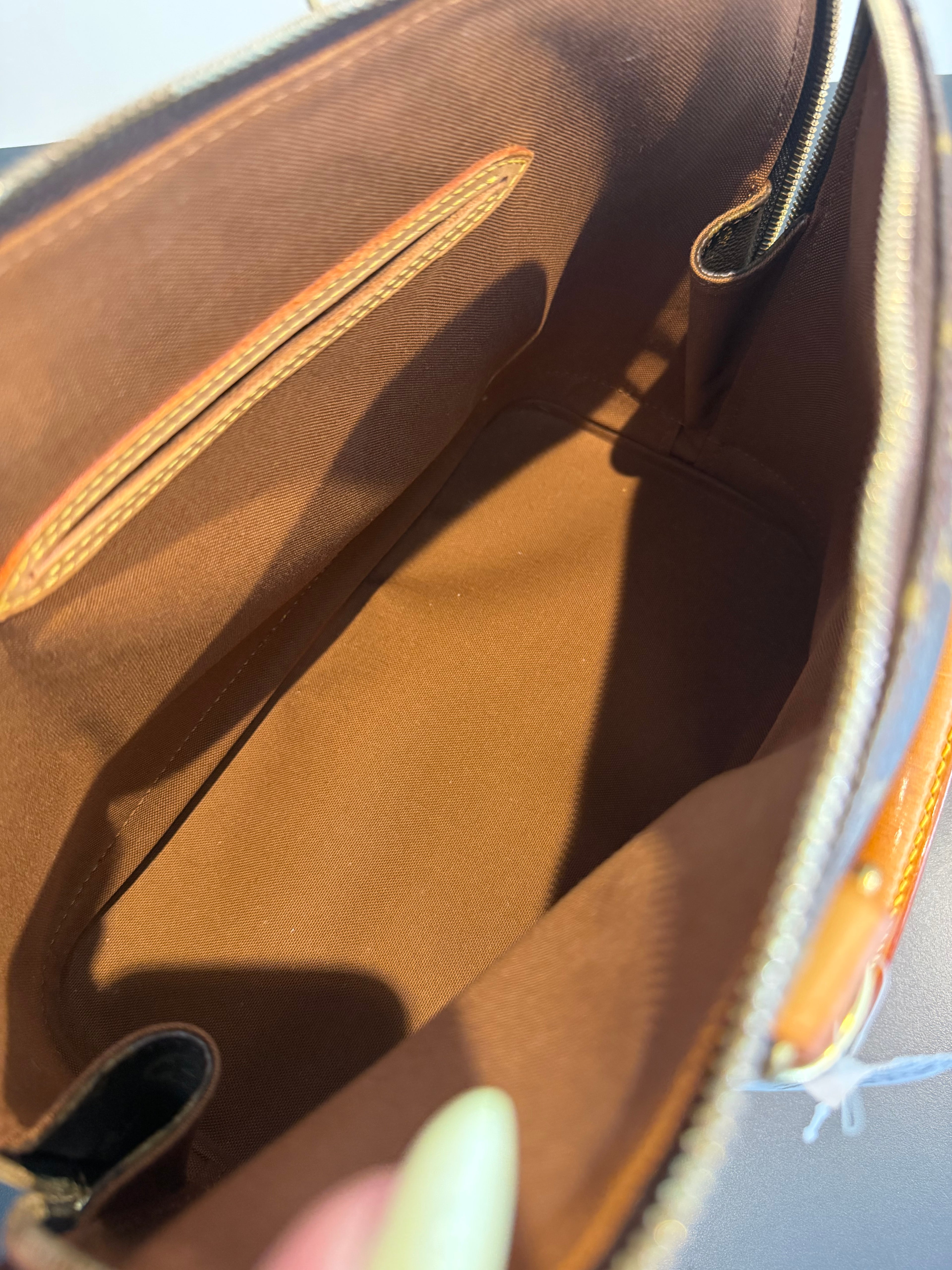 Louis Vuitton Alma PM 30 – Monogram Canvas