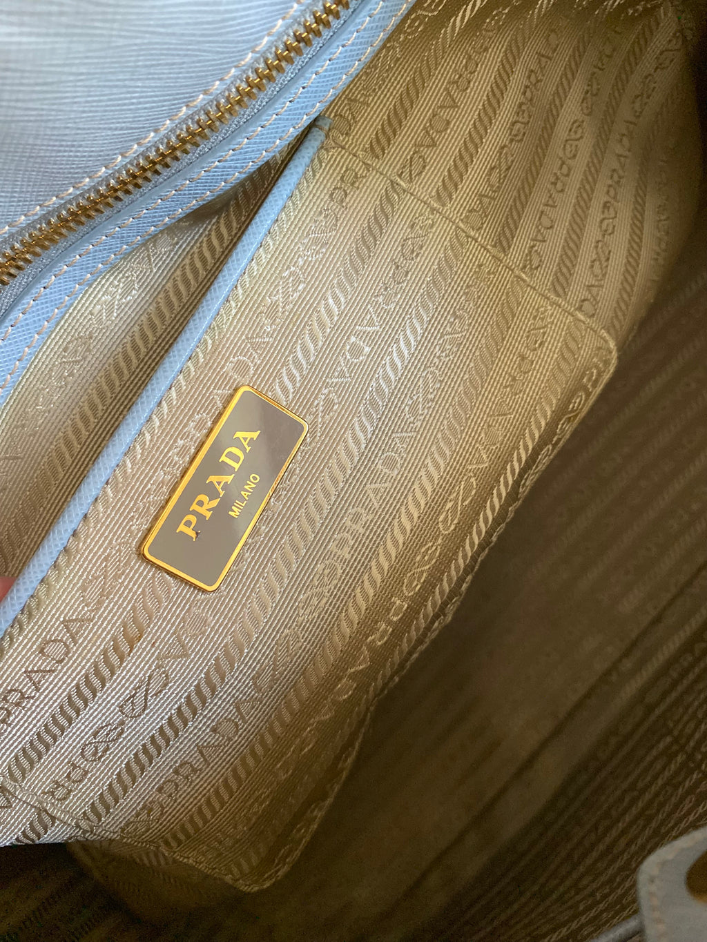 Prada Galleria in Pelle Saffiano