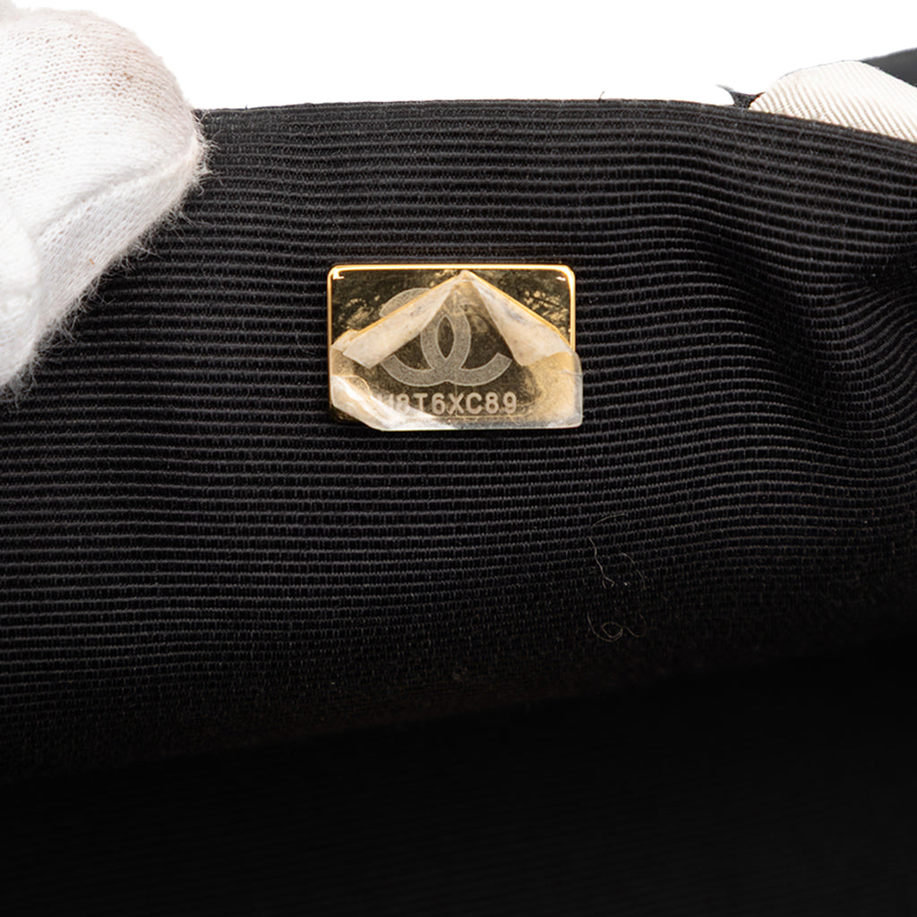 Chanel Metiers D'art Fall 2021 iconici Flap - Black / White Fabric | Gold Hardware