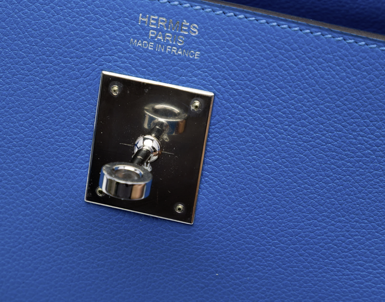 Hermès Kelly II Retourne 32 in pelle Clémence blu