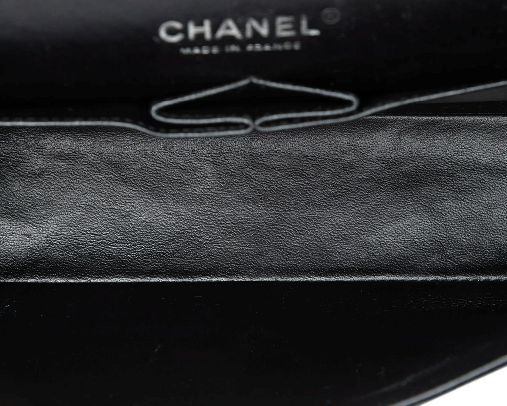 Chanel Classic Double Flap Medium 25 in pelle Caviar nera – 2009/2010