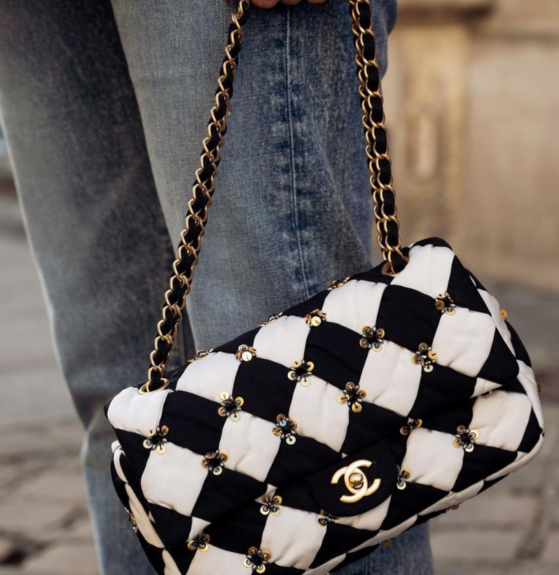 Chanel Metiers D'art Fall 2021 iconici Flap - Black / White Fabric | Gold Hardware