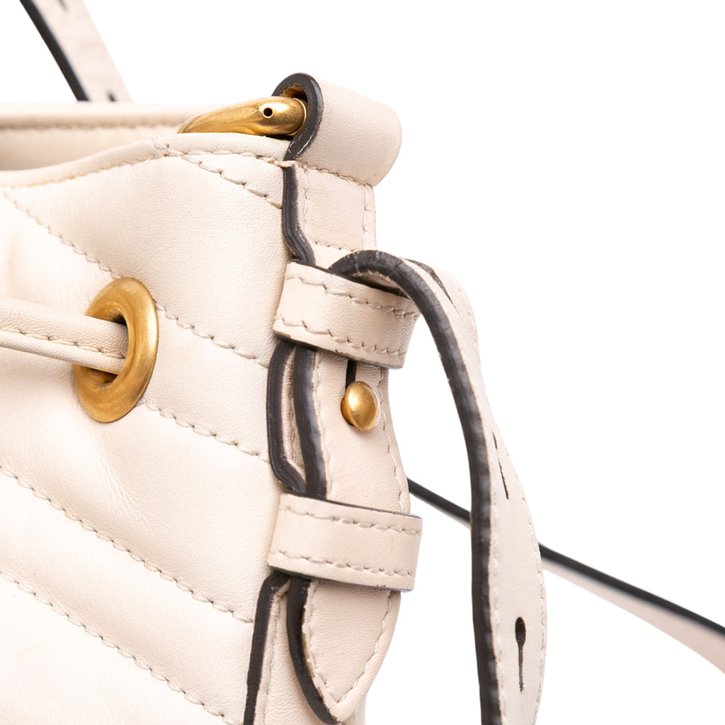 Gucci GG Marmont Bucket Bag in Pelle Matelassé